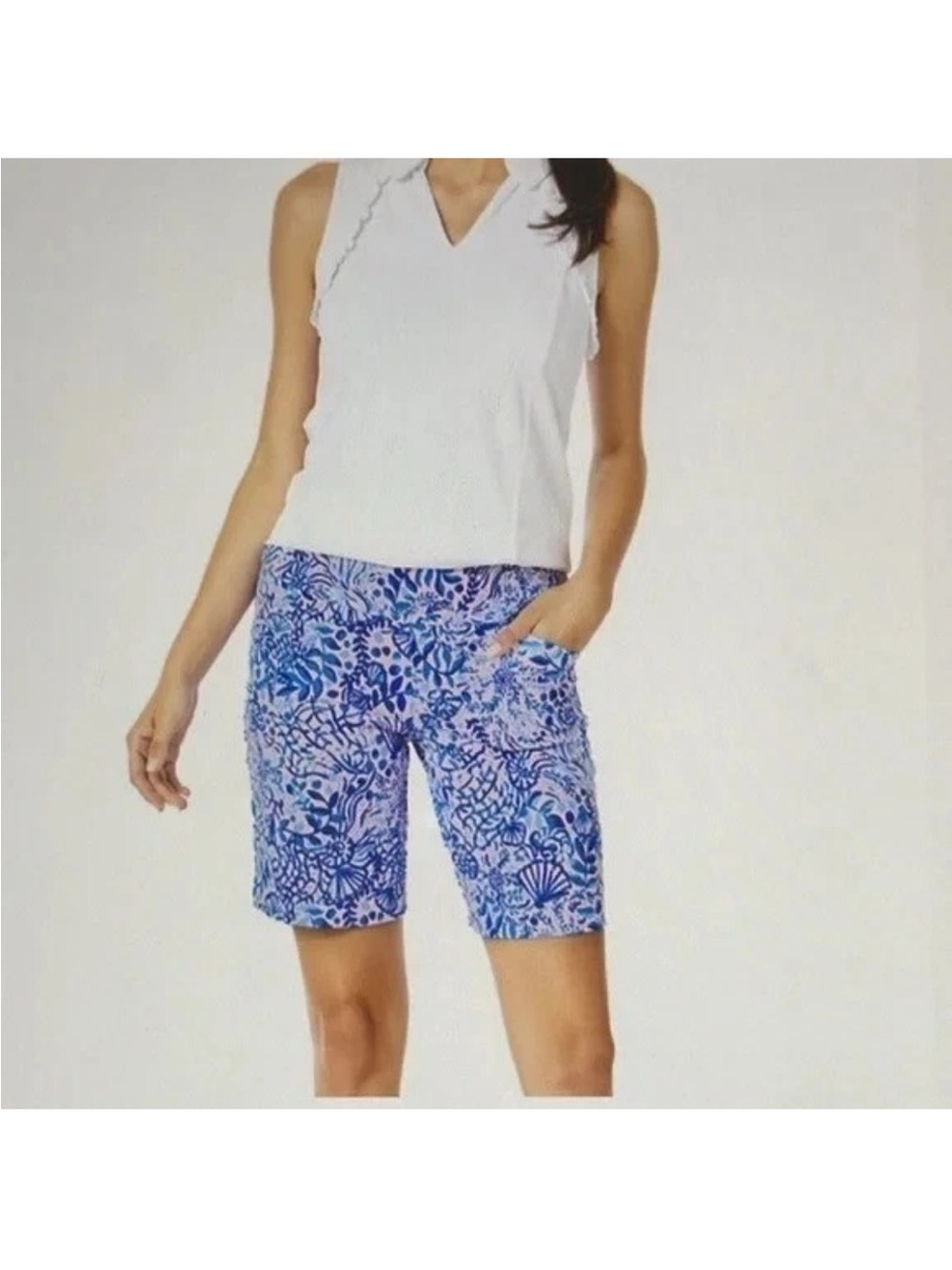 Lilly Pulitzer Blue and Pink Floral Bermuda Shorts - Picture 9 of 10